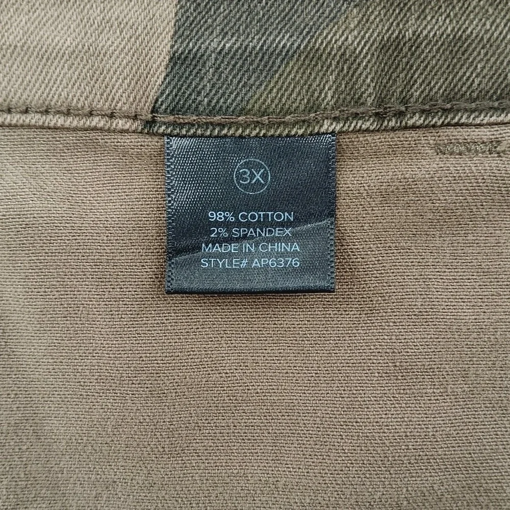 NEW Fashion Nova Shorts Womens 3X Inside Scoop Camo Cargo Cotton Stretch City 42